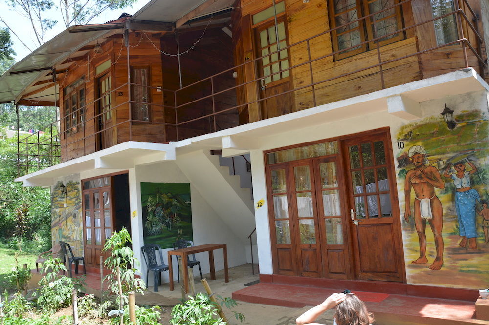 White House Riverside Retreat Nallathanniya Bagian luar foto
