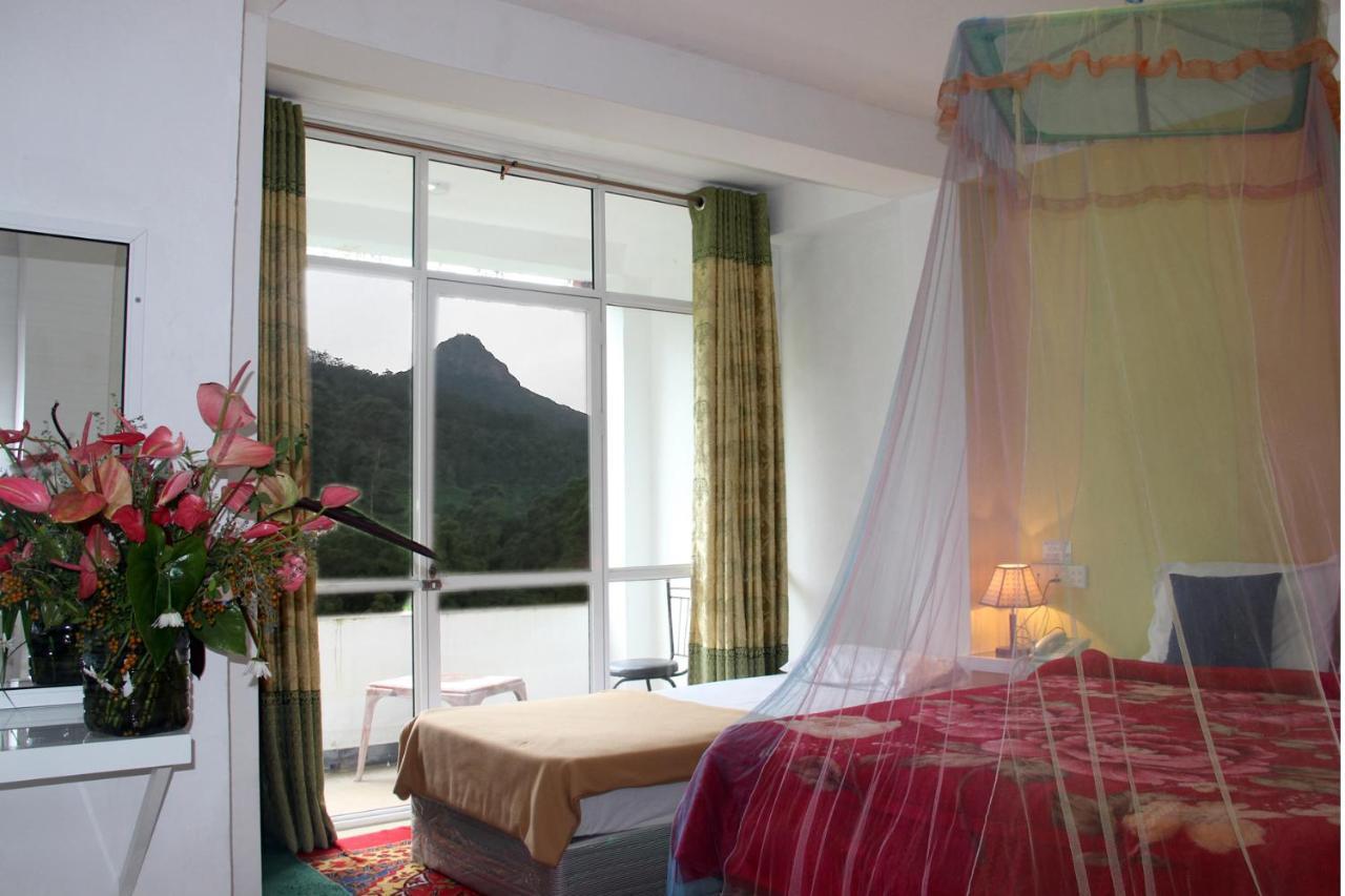 White House Riverside Retreat Nallathanniya Bagian luar foto
